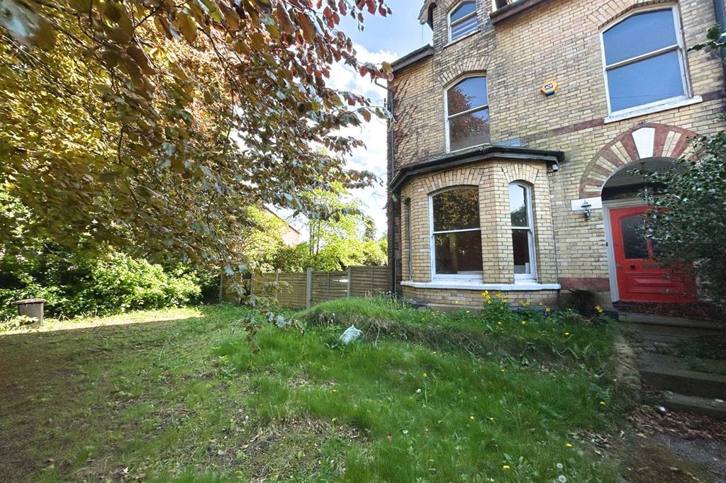 Property photo 1 of 19 (Main)