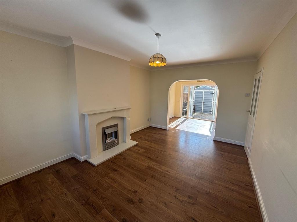 Property photo 2 of 25 7E.Jpg