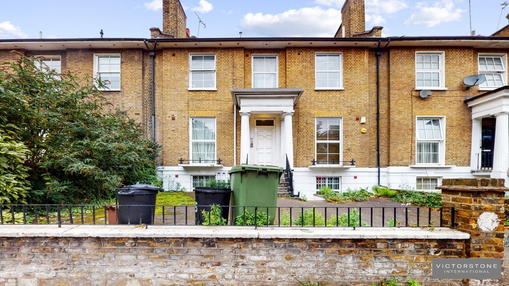 Property photo 2 of 8 1012894