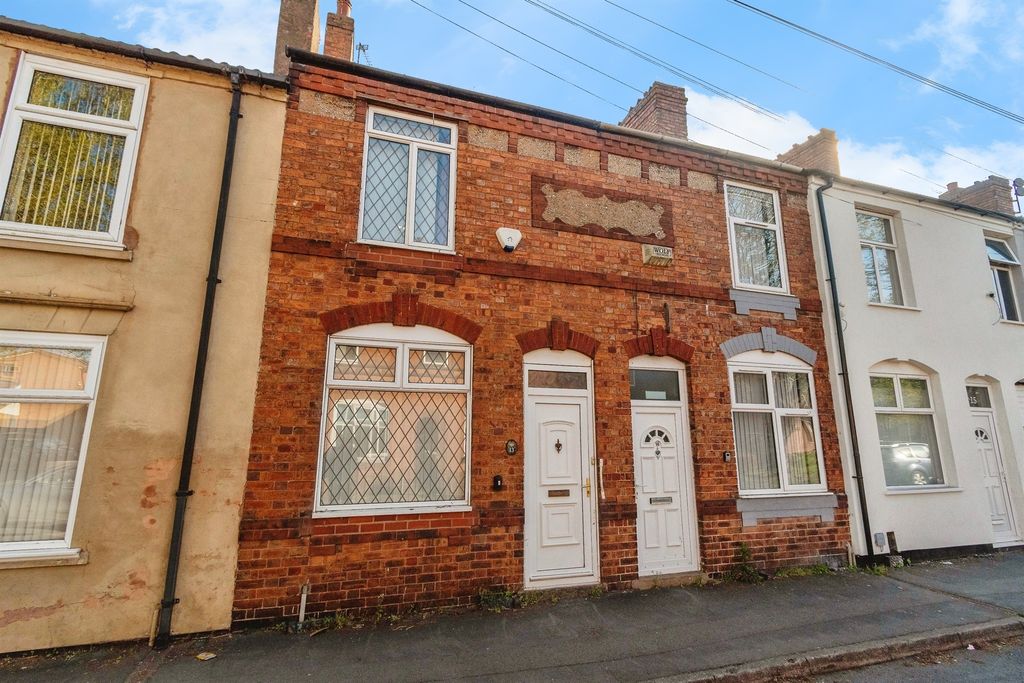 Property photo 1 of 17