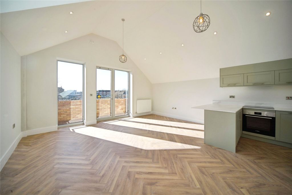 Property photo 1 of 9 Picture No. 05