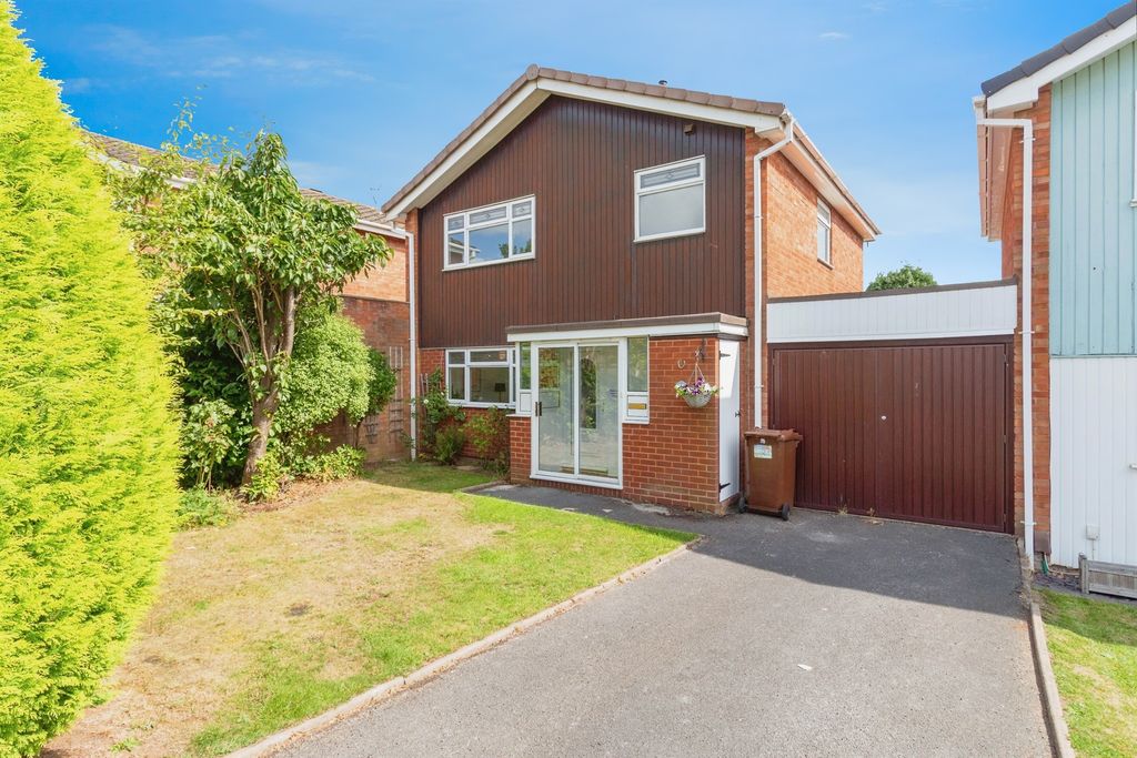 Property photo 1 of 14