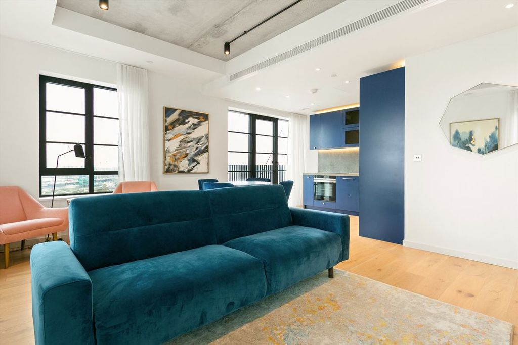 Property photo 2 of 7