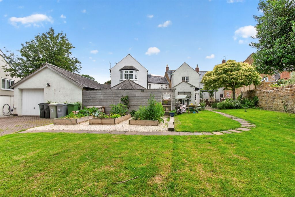 Additional image 19 of 5 bed terraced house for saleMain Street, Belton In Rutland, Oakham LE15