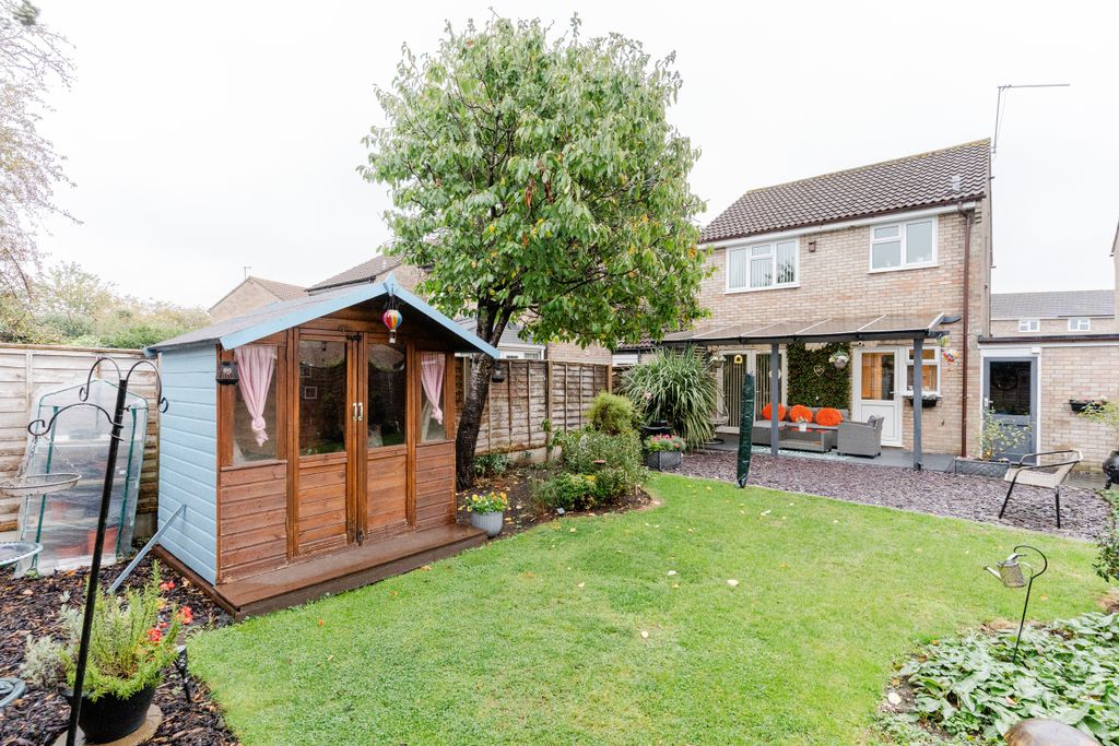 Property photo 1 of 13 A7400704-14