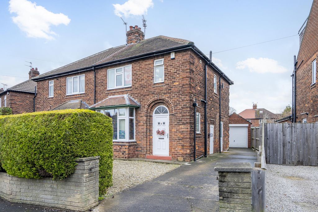 Property photo 1 of 13 Front (Exterior)