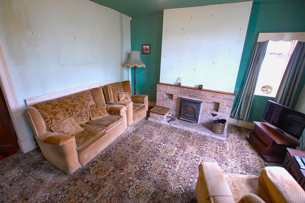 Property photo 2 of 23 Picture No. 08