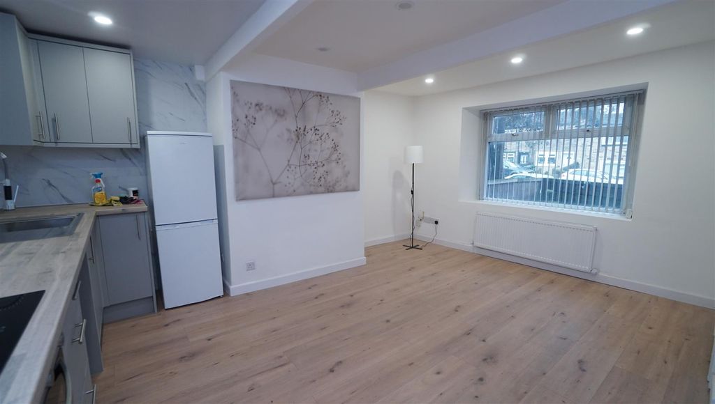 Property photo 3 of 9 Dsc09359.Jpg