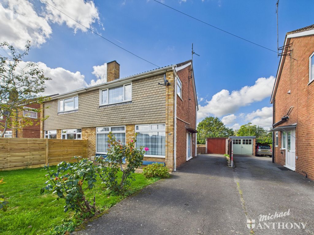 Property photo 1 of 13 Cam03852G0-Pr0423-Still016