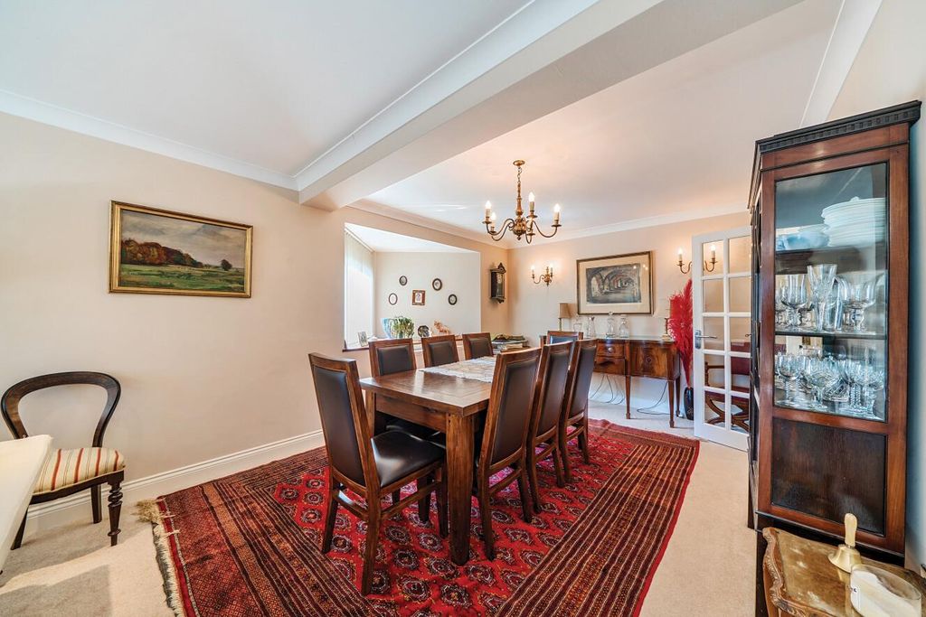 Property photo 3 of 16 Picture 3