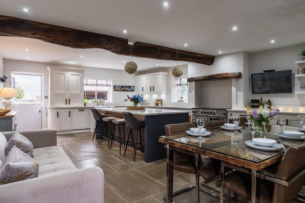 Property photo 3 of 47 Dining Kitchen