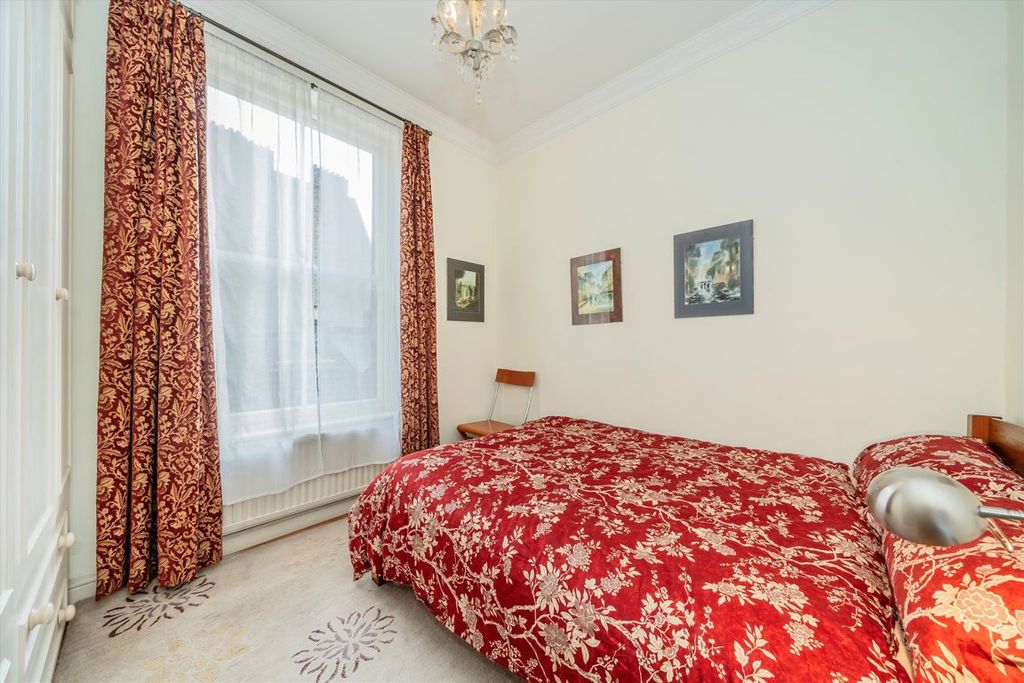 Property photo 3 of 5