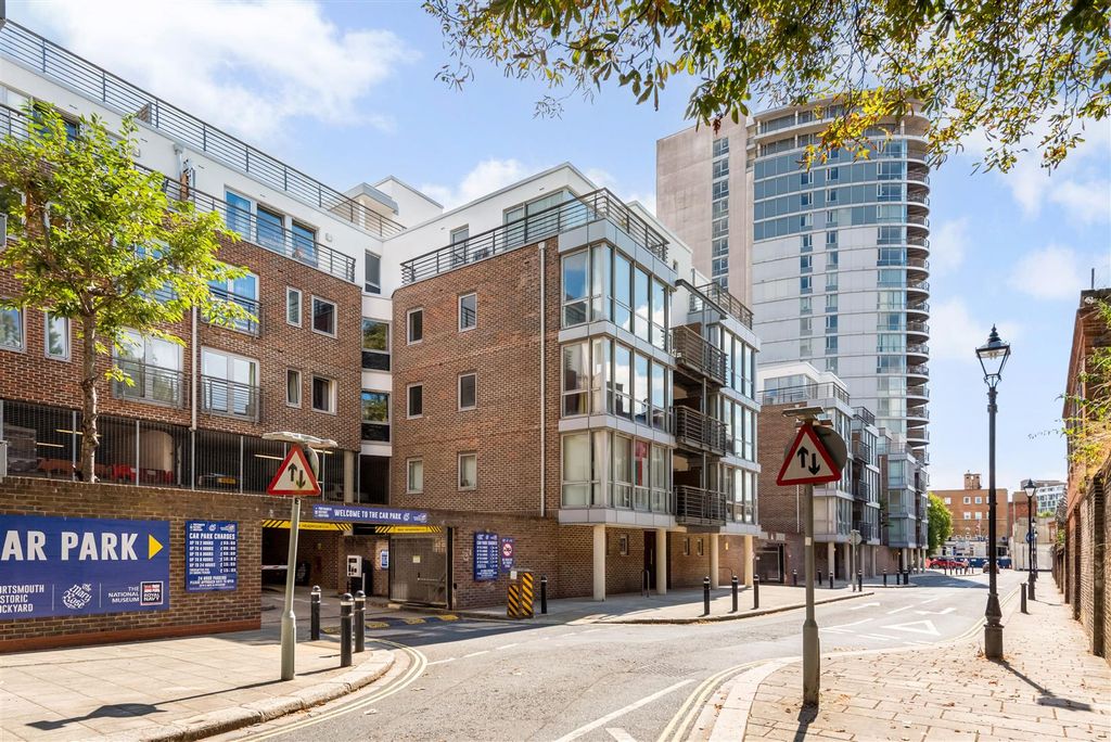 Property photo 1 of 15 Car Park.Jpg