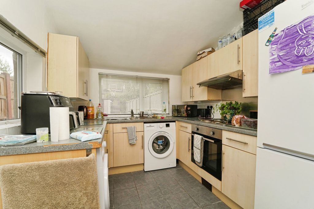 Property photo 3 of 13 Pbox-Img.Jpg