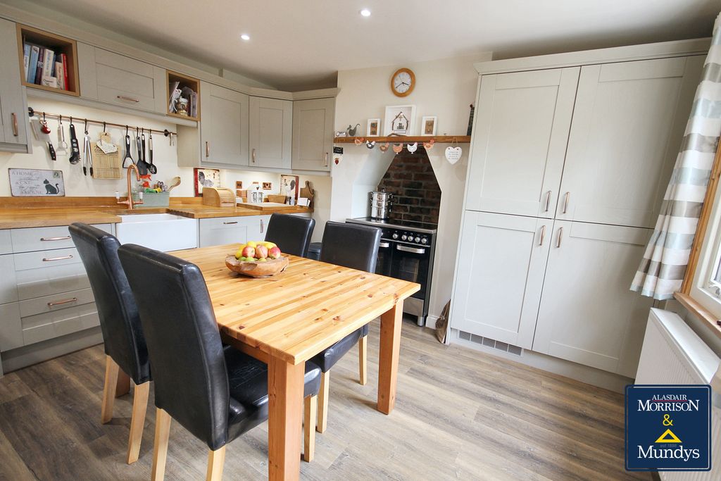 Property photo 2 of 15 Kitchen Diner