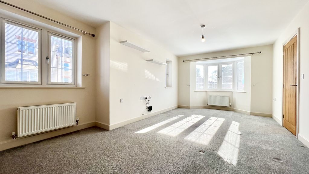 Property photo 3 of 23 2