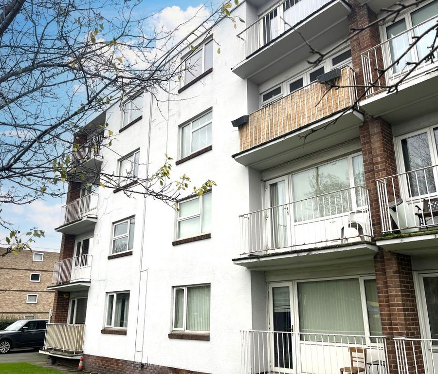 Property photo 1 of 2