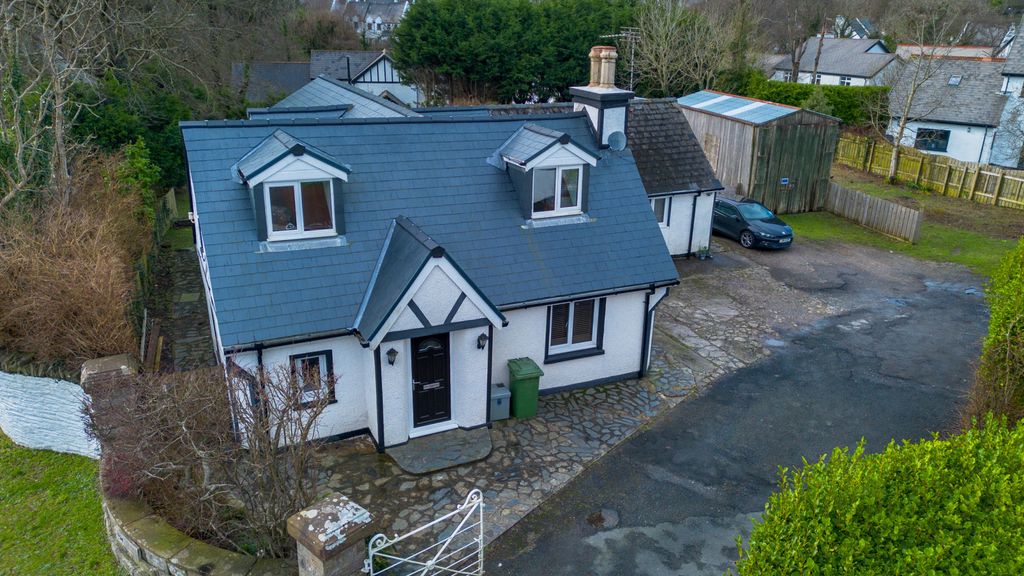 Property photo 1 of 36