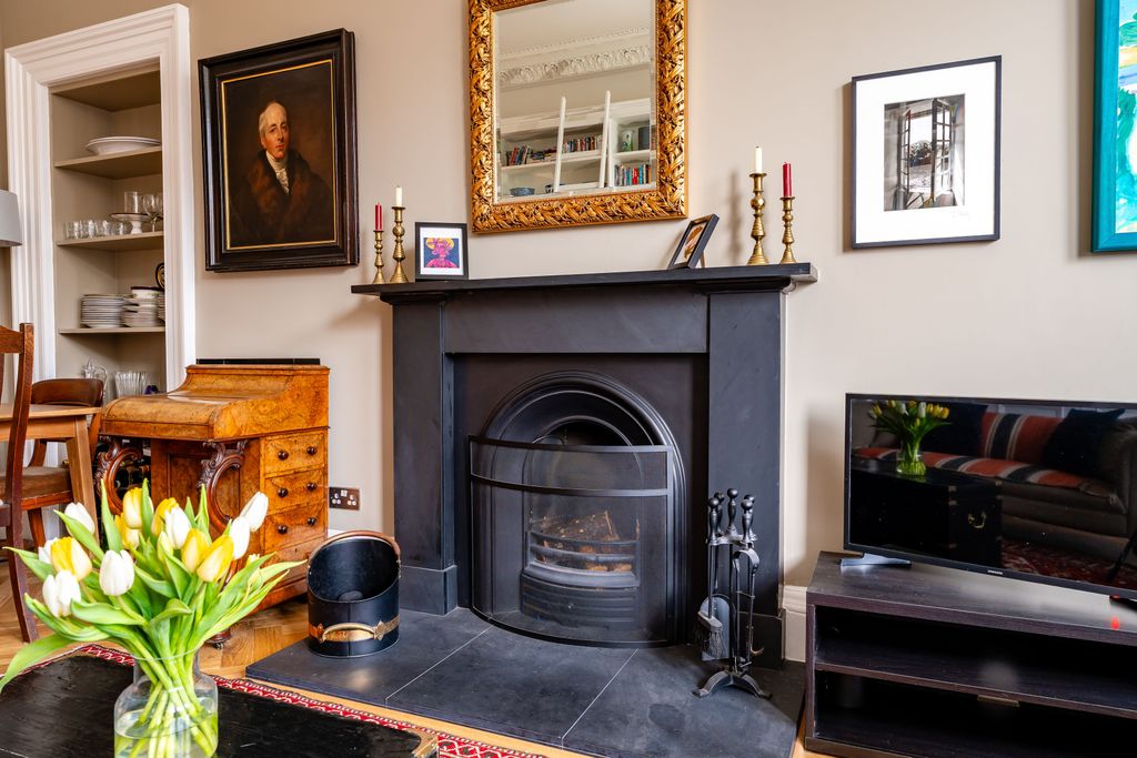 Property photo 3 of 17 Property Image 3