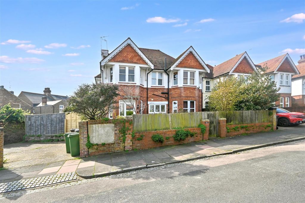 Property photo 2 of 16 Dsc_9553 (1).Jpg