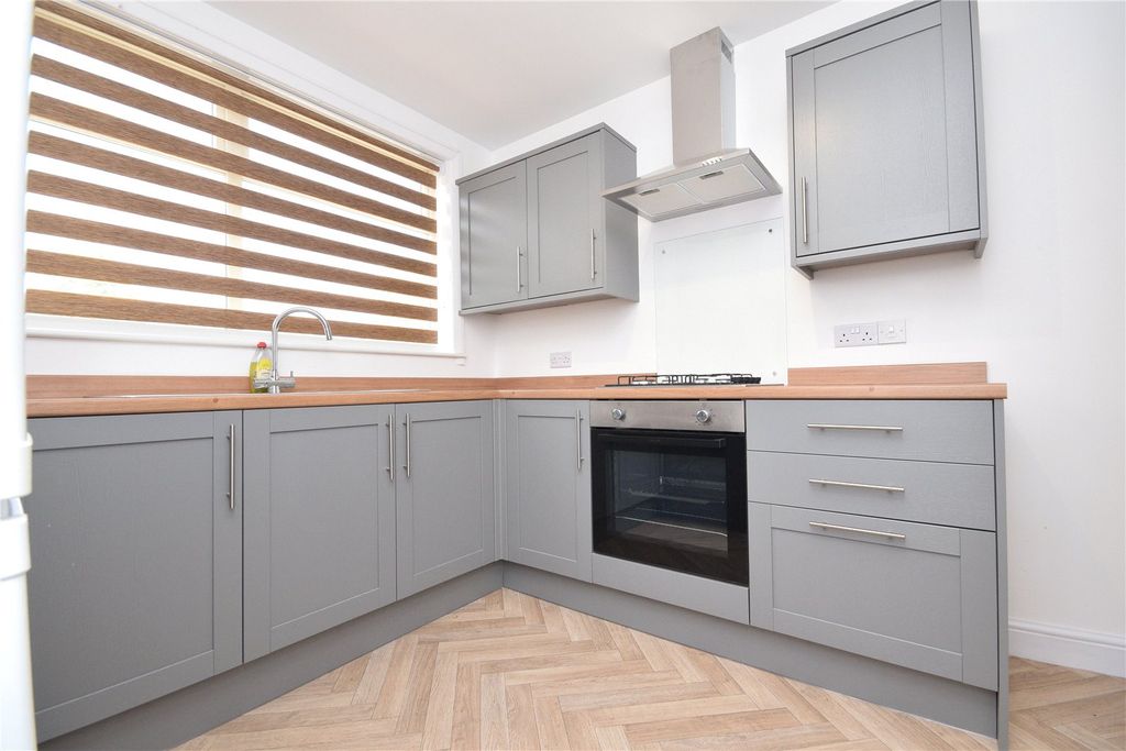 Property photo 3 of 14 Picture No. 06