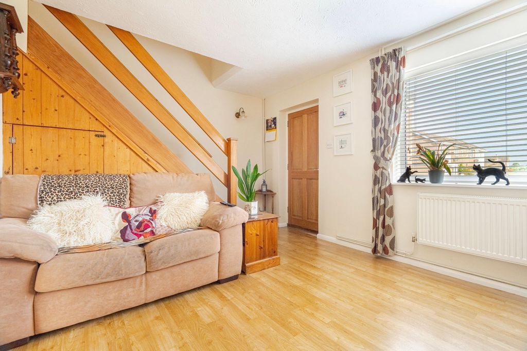 Property photo 3 of 18