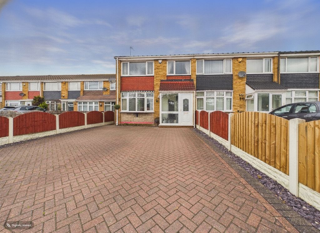 Property photo 1 of 17 Cam01698G0Pr0267Still024001