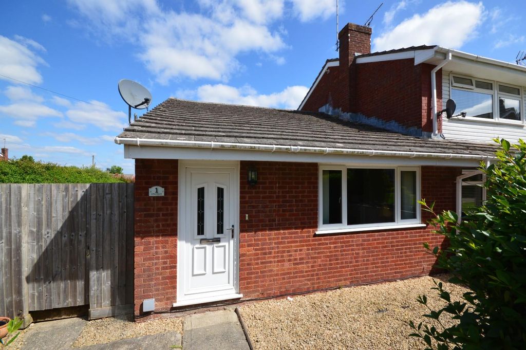 Property photo 1 of 15 Outside