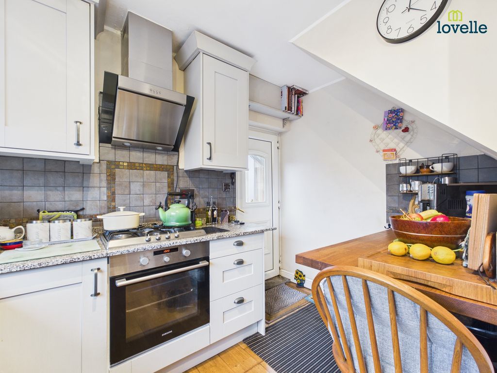 Property photo 3 of 22