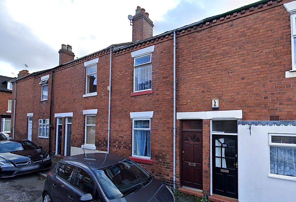 Property photo 1 of 9