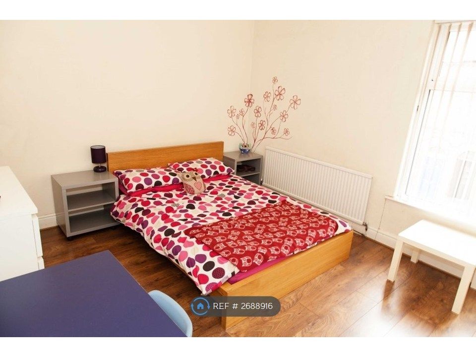 Property photo 2 of 14 Bedroom 3