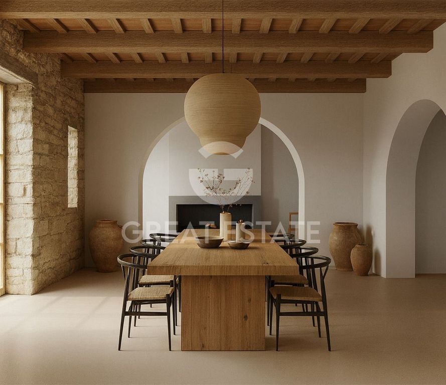 Property photo 2 of 56 Interiors