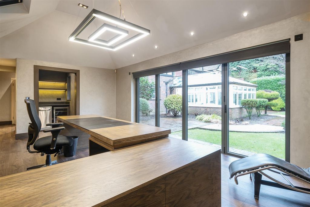 Property photo 3 of 43 Study