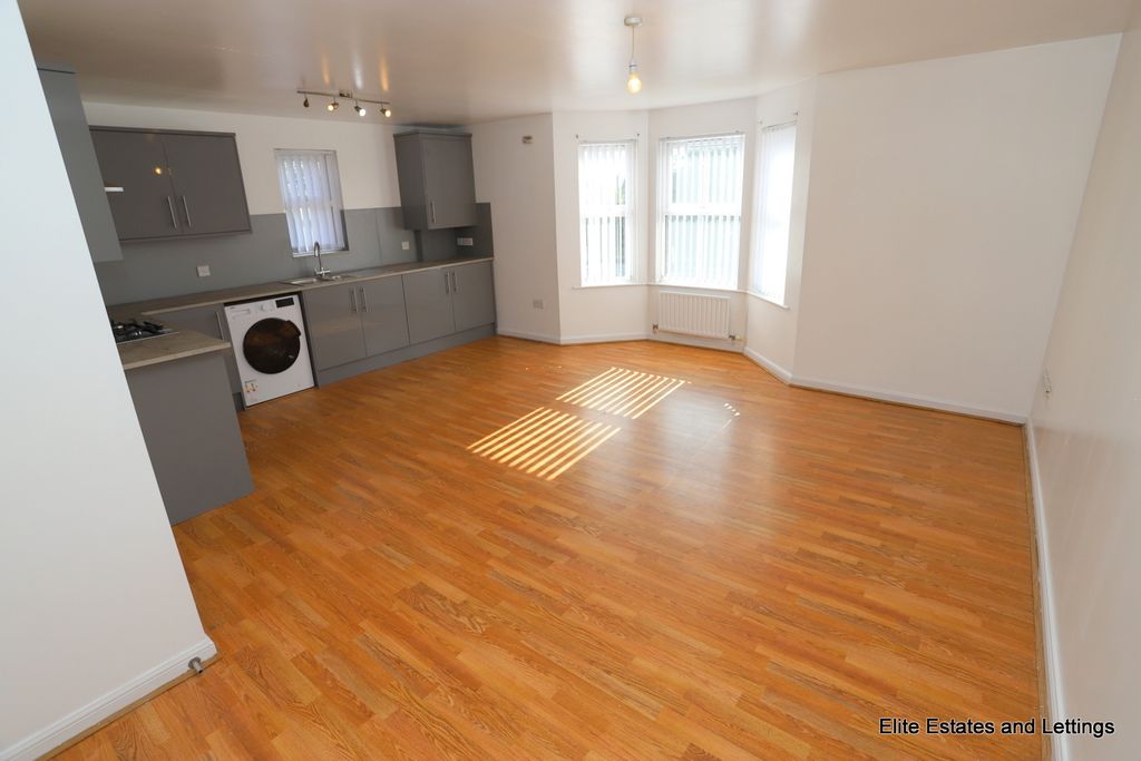 Property photo 2 of 11 1-Img_0316