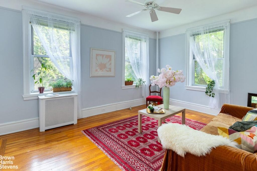 Property photo 2 of 12 <Alttext/>