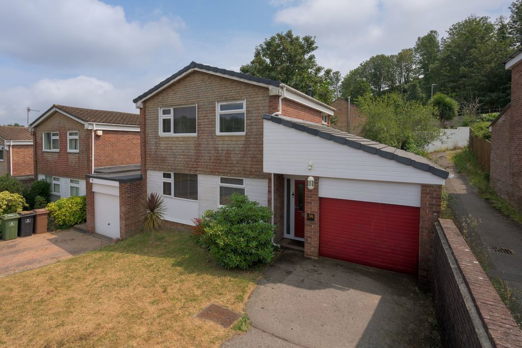 Property photo 1 of 23