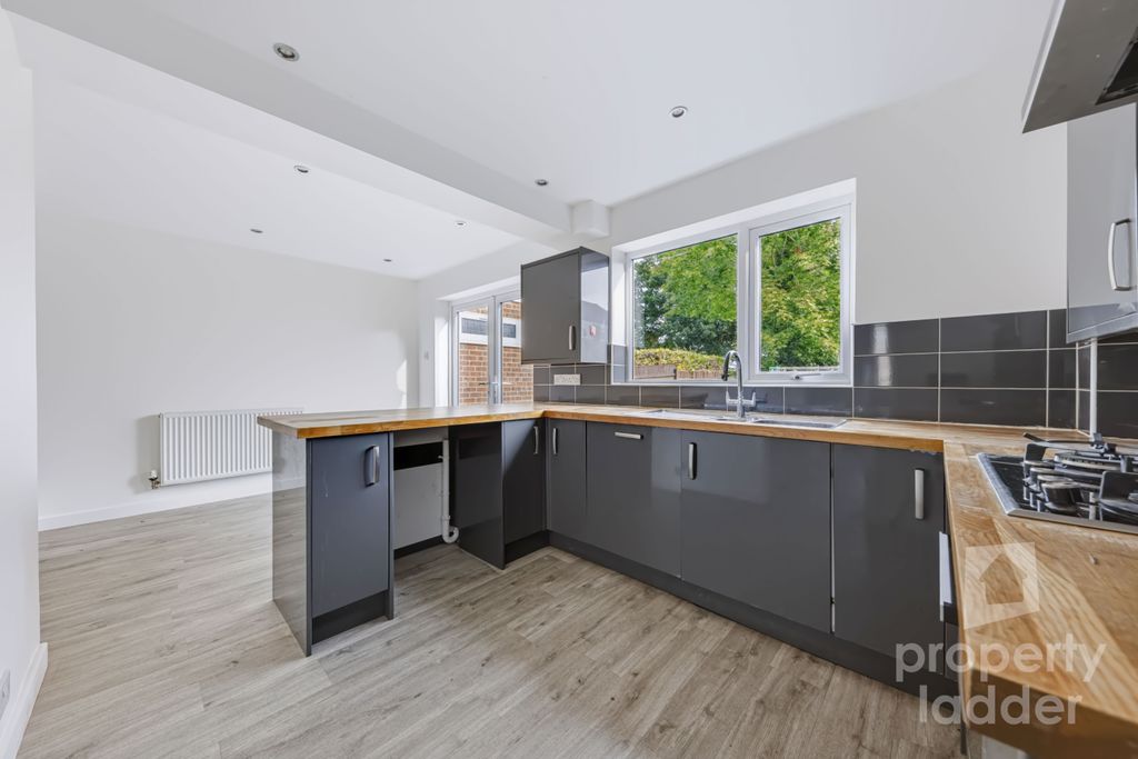 Property photo 2 of 19 Pl-14