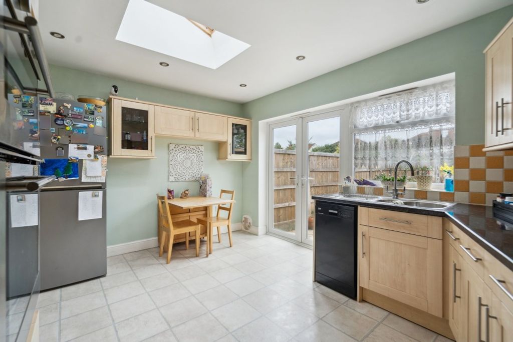 Property photo 2 of 22