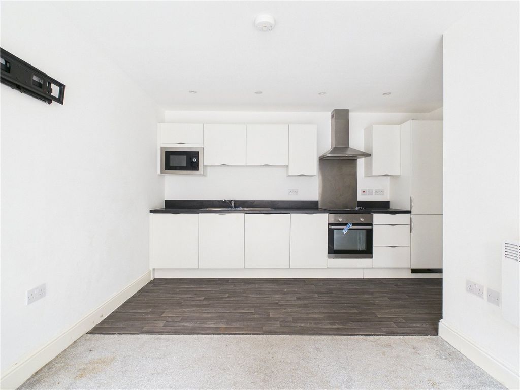 Property photo 2 of 19 Picture No. 03