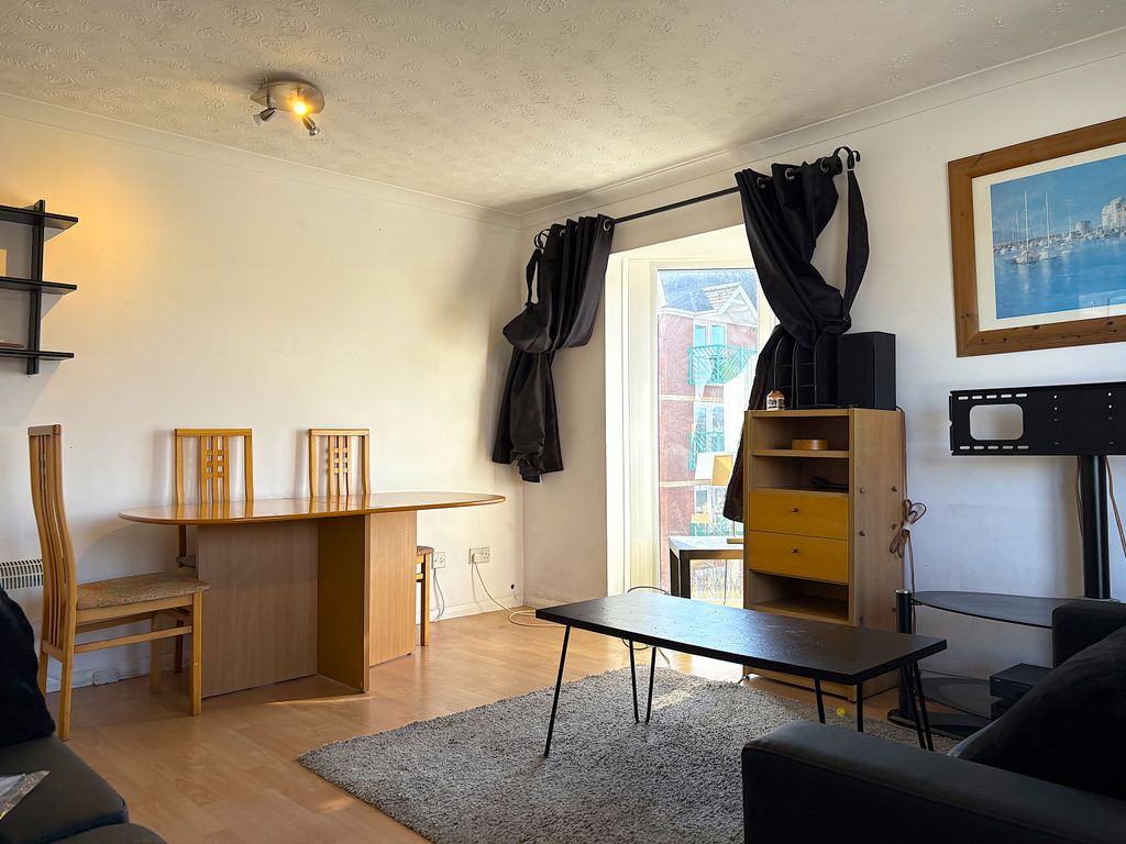 Property photo 2 of 10 Exterior