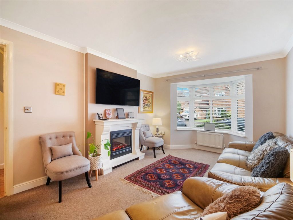 Property photo 2 of 21 Picture No. 23