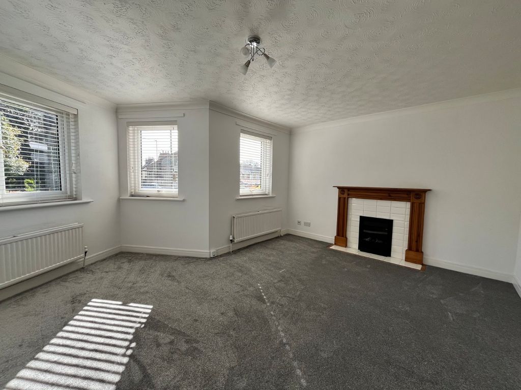 Property photo 3 of 6 Picture No. 02