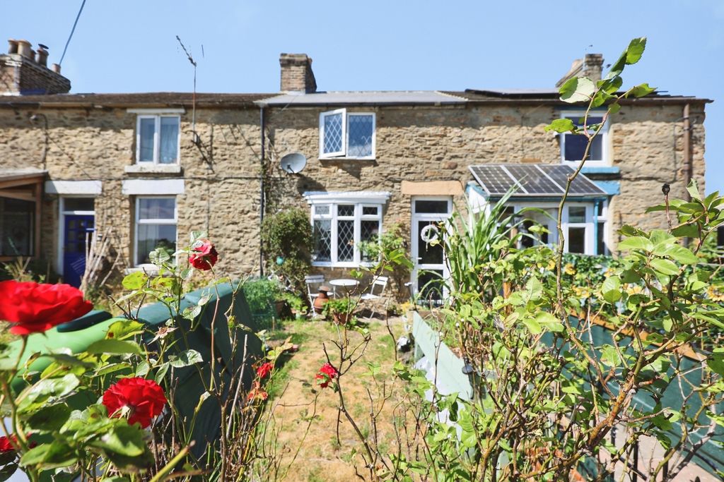 Property photo 1 of 11 Pbox-Img.Jpg