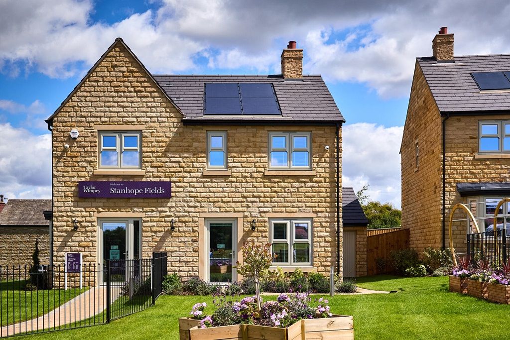 Property photo 1 of 12 Manford Sales Centre