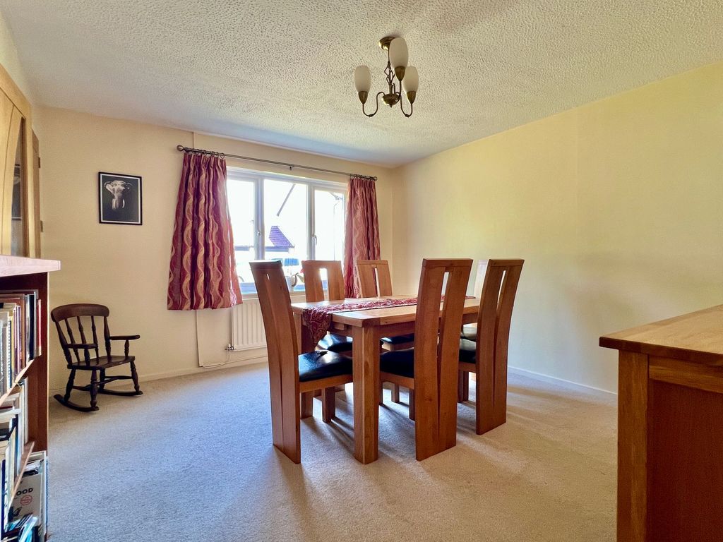 Property photo 3 of 28 Dining Room