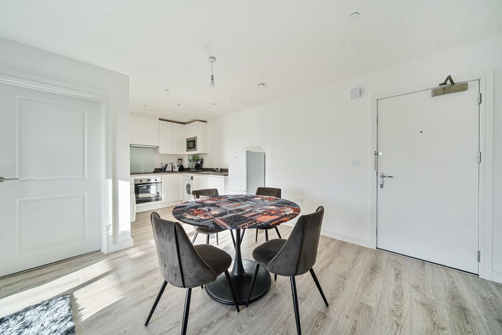 Property photo 2 of 13 Lounge/Kitchen/Diner