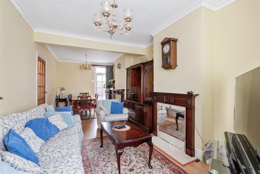 Property photo 2 of 10 Reception Room