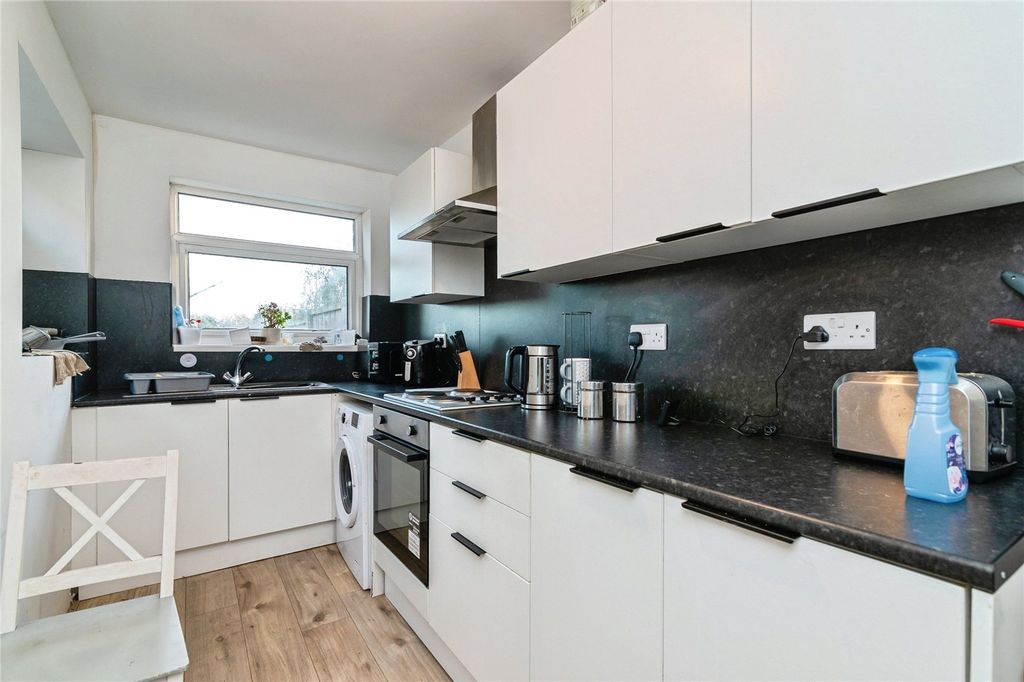 Property photo 2 of 16 Picture No. 07