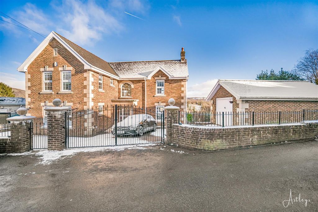 Property photo 1 of 32 20-P1042858.Jpg