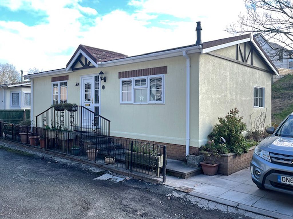 Property photo 1 of 17 Photo 18